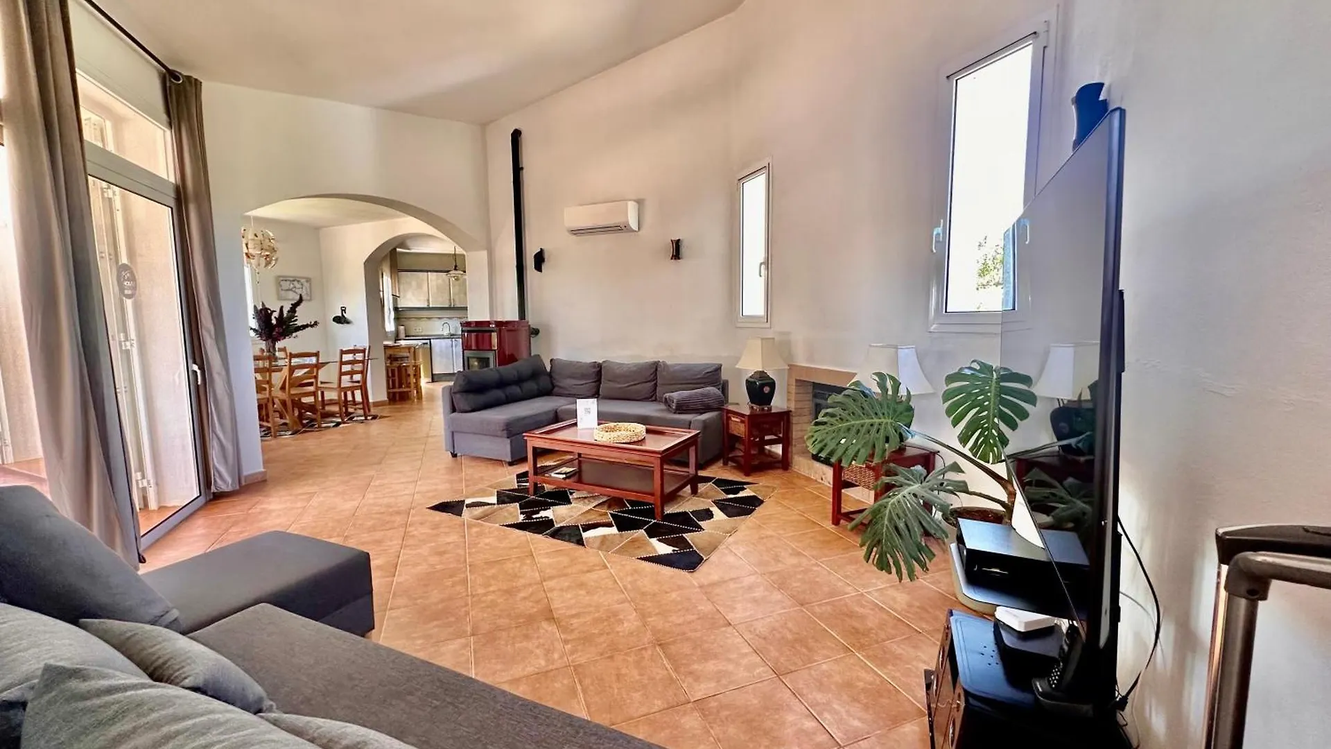 Villa Adele Binibeca Sea View 西班牙